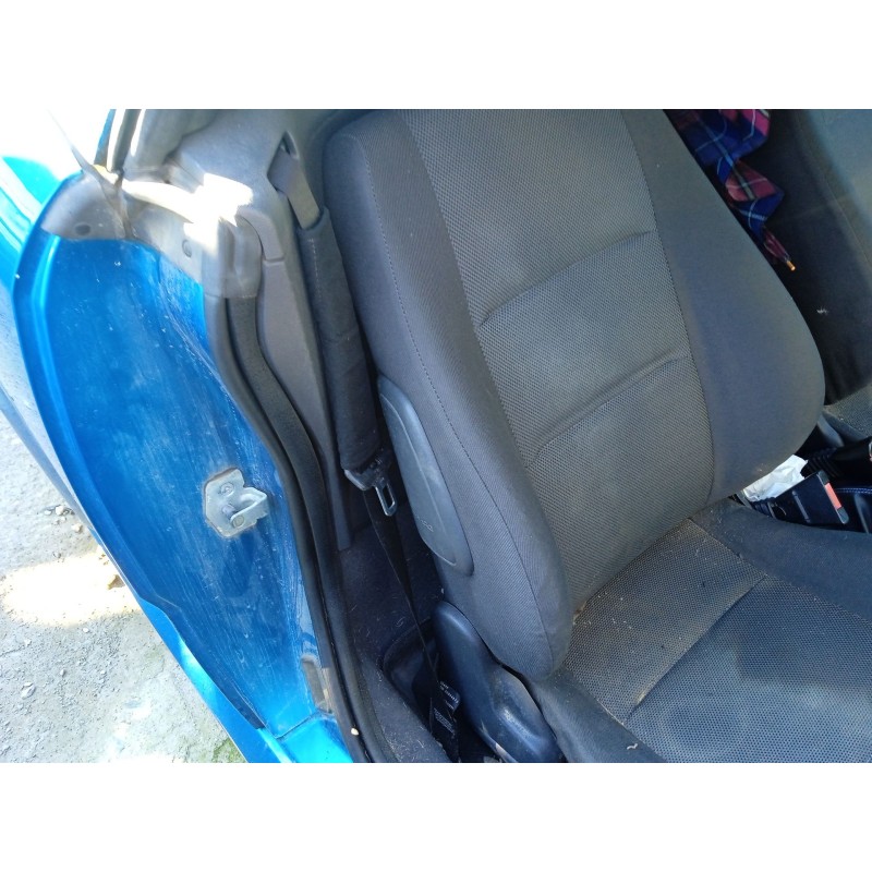 Recambio de cinturon seguridad delantero derecho para opel tigra twintop (x04) 1.4 (r97) referencia OEM IAM 93162270N  