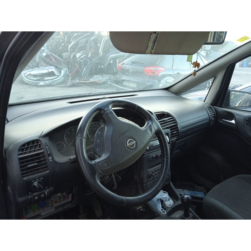 opel zafira a del año 1999