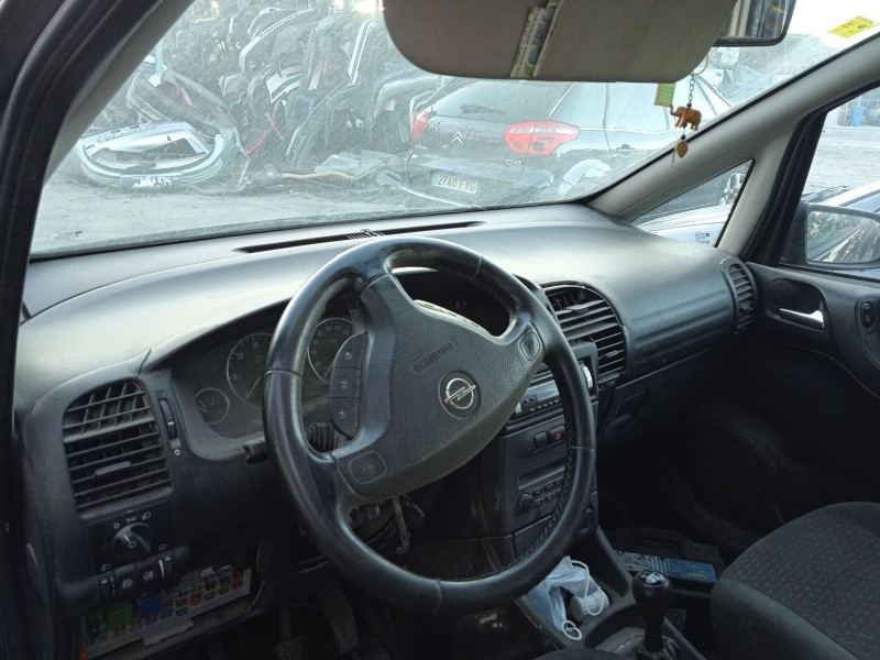 opel zafira a del año 1999