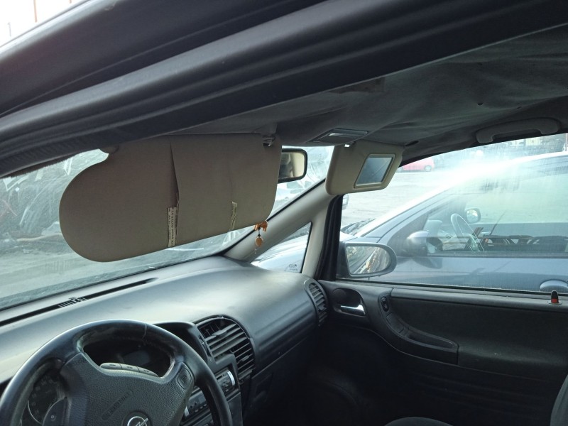 opel zafira a del año 1999