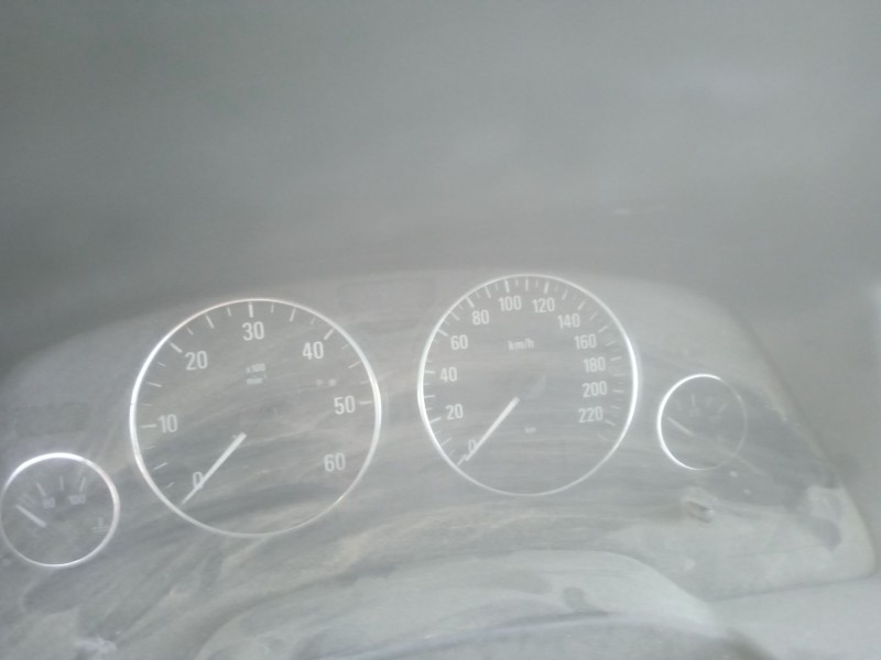 opel zafira a del año 1999