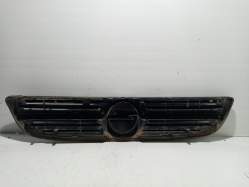 Recambio de rejilla delantera para opel zafira a referencia OEM IAM 24453538 1400664 