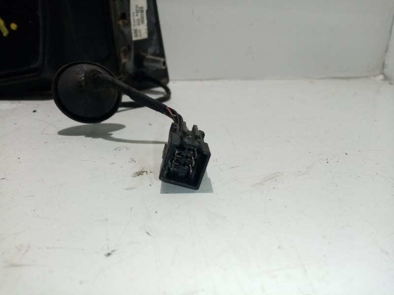 Recambio de retrovisor izquierdo para opel zafira a referencia OEM IAM 6428135  