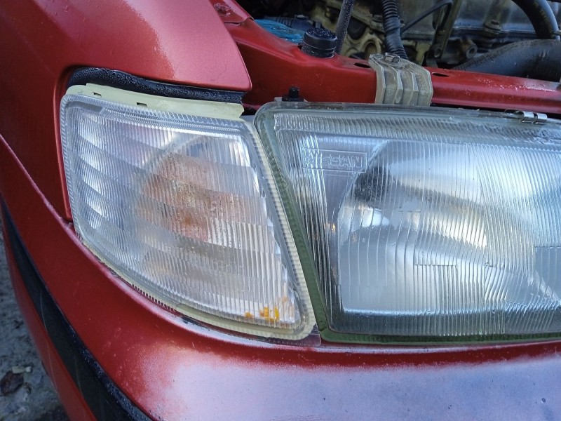 Recambio de piloto delantero derecho para nissan primera (p11) 2.0 16v referencia OEM IAM 261342F000  