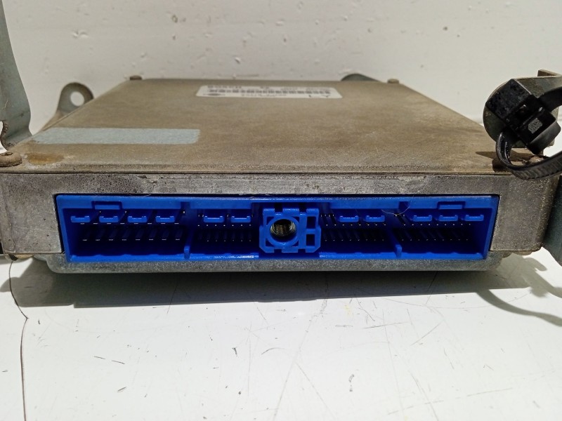 Recambio de centralita motor uce para nissan primera (p11) 2.0 16v referencia OEM IAM 237103J400 0261203855 