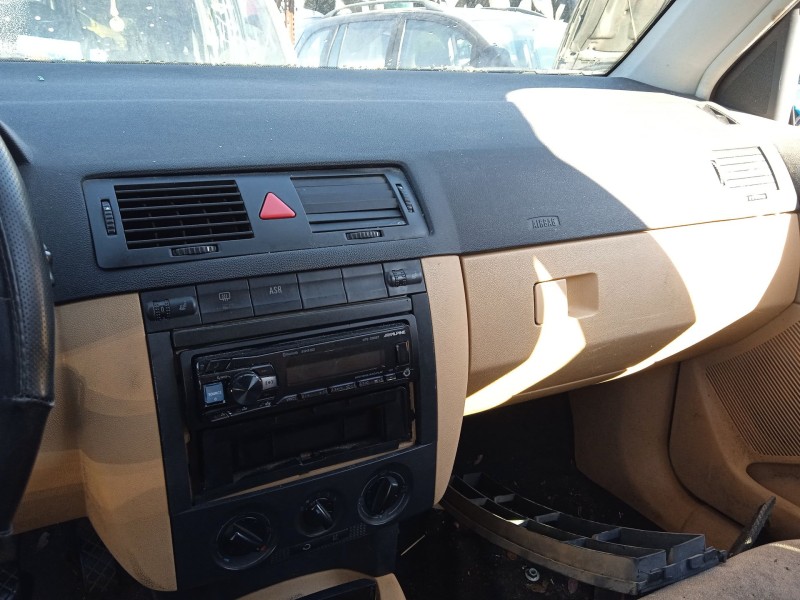 skoda fabia i combi (6y5) del año 2001