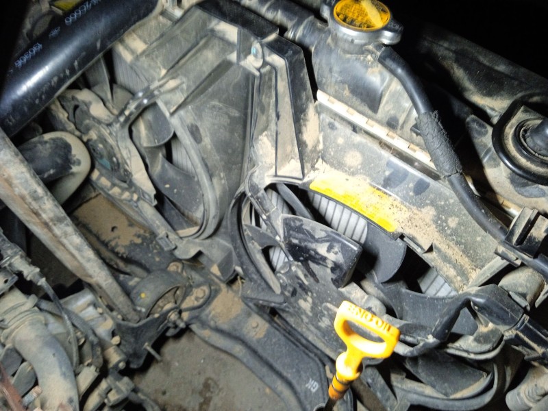 Recambio de electroventilador para hyundai coupe ii (gk) 1.6 16v referencia OEM IAM 253802C000  