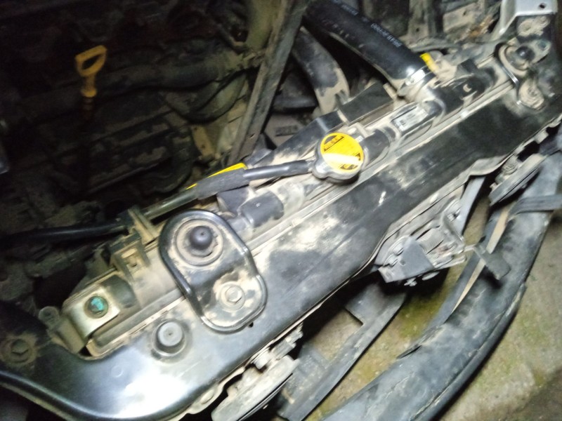 Recambio de radiador agua para hyundai coupe ii (gk) 1.6 16v referencia OEM IAM 253102D000  