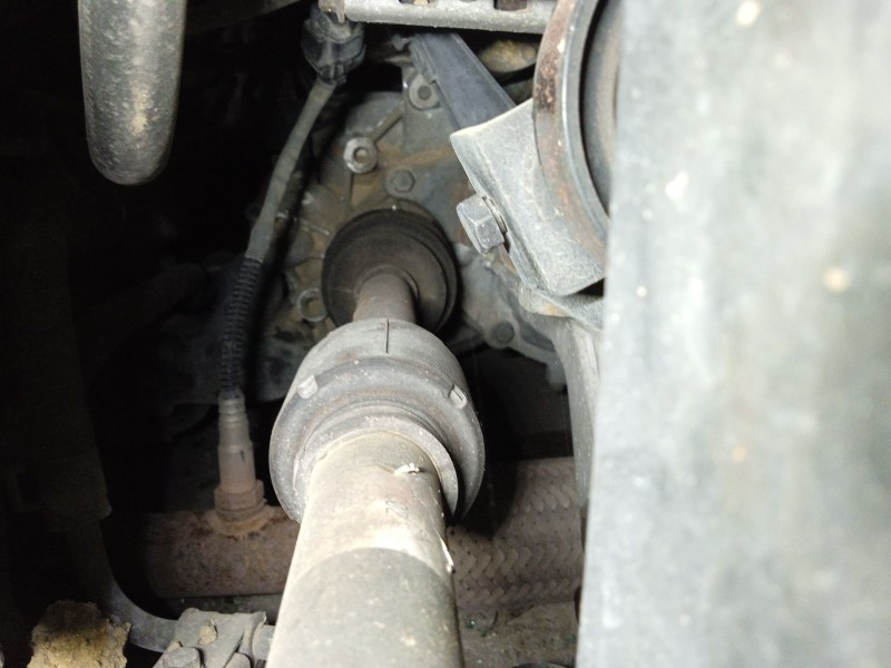 Recambio de transmision delantera derecha para hyundai coupe ii (gk) 1.6 16v referencia OEM IAM 495002C610  