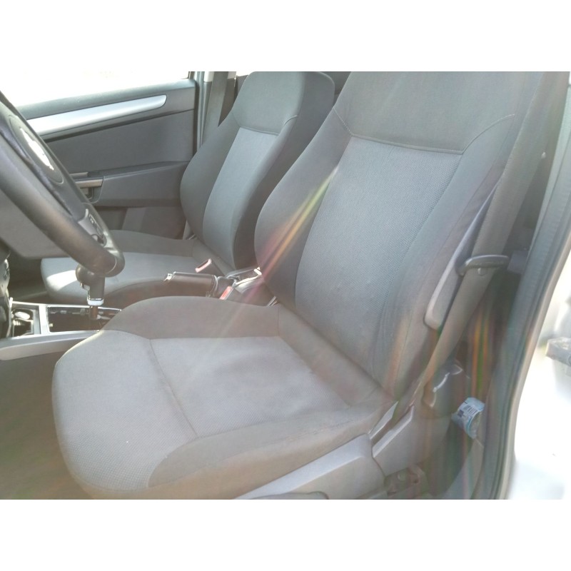 opel astra h (a04) del año 2006