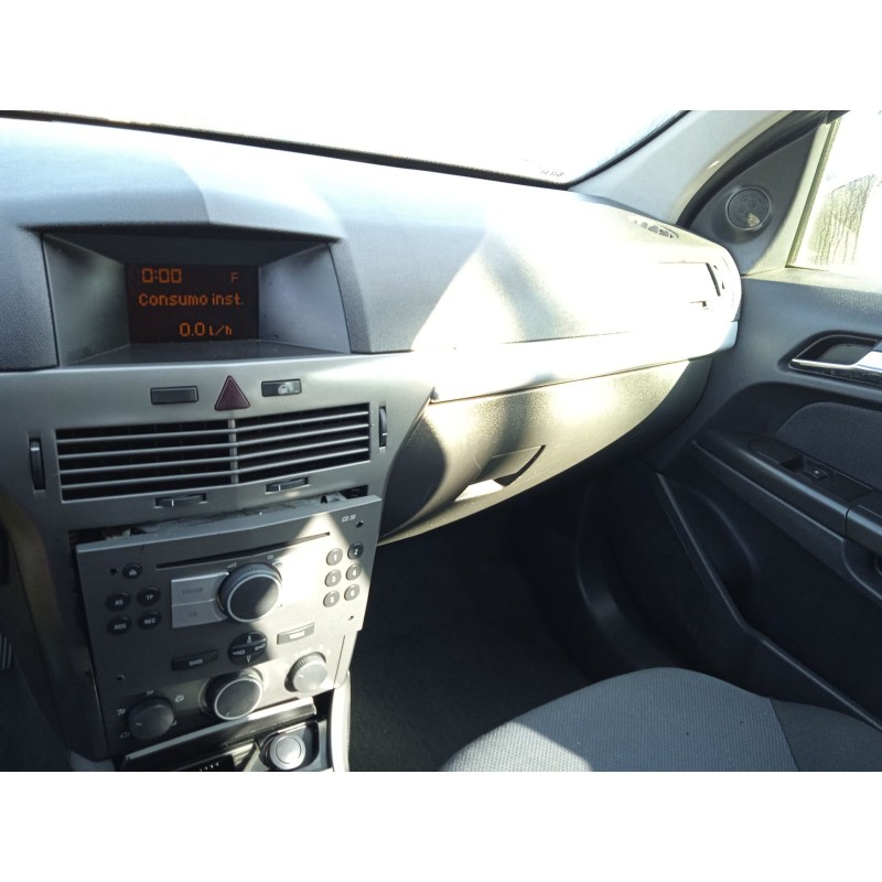 opel astra h (a04) del año 2006