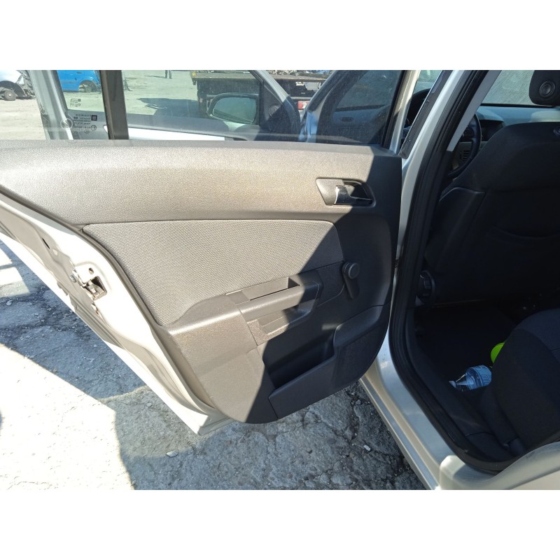 opel astra h (a04) del año 2006