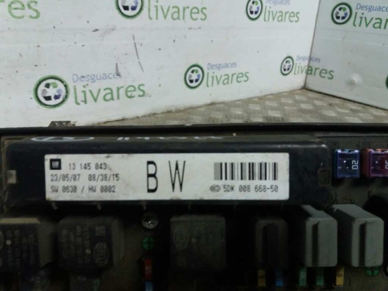 Recambio de caja reles / fusibles para opel astra h berlina enjoy   |   01.04 - 12.05 | 2004 - 2005 | 80 cv / 59 kw referencia O