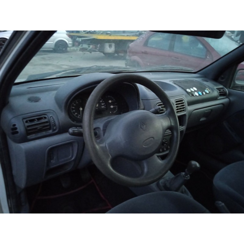 renault clio ii (bb_, cb_) del año 1998