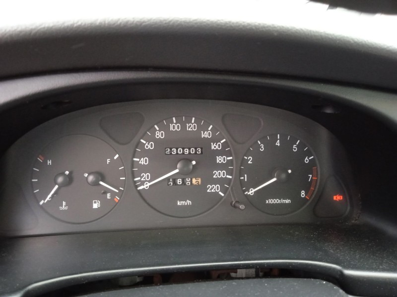 daewoo lanos (klat) del año 1999