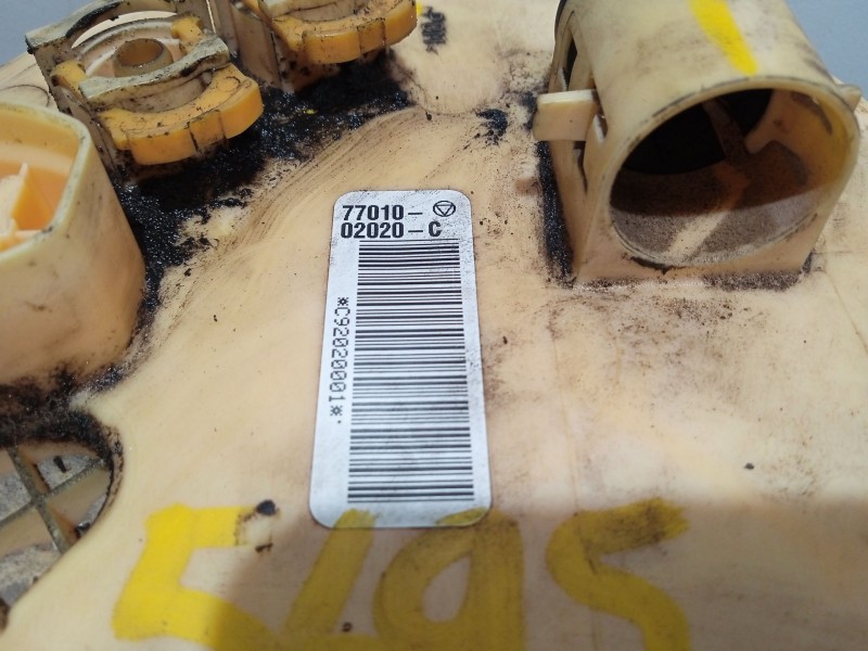 Recambio de aforador para toyota auris (_e15_) 1.4 d-4d (nde150_) referencia OEM IAM 7701002020C  