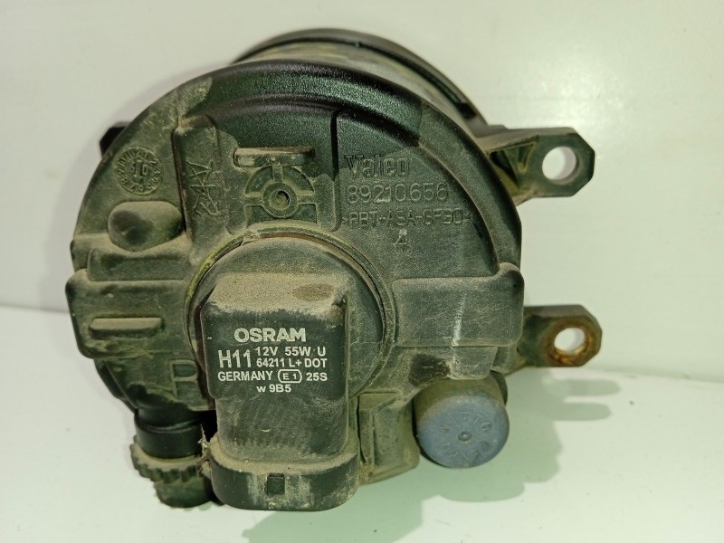 Recambio de faro antiniebla derecho para toyota auris (_e15_) 1.4 d-4d (nde150_) referencia OEM IAM 89210656  