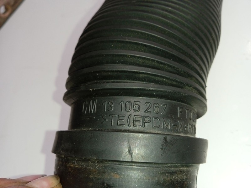 Recambio de tubo admision para opel astra h (a04) 1.7 cdti (l48) referencia OEM IAM 13105267  