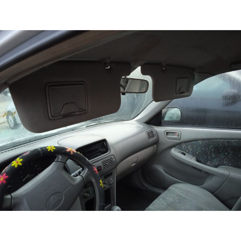 toyota corolla compact (_e11_) del año 1998