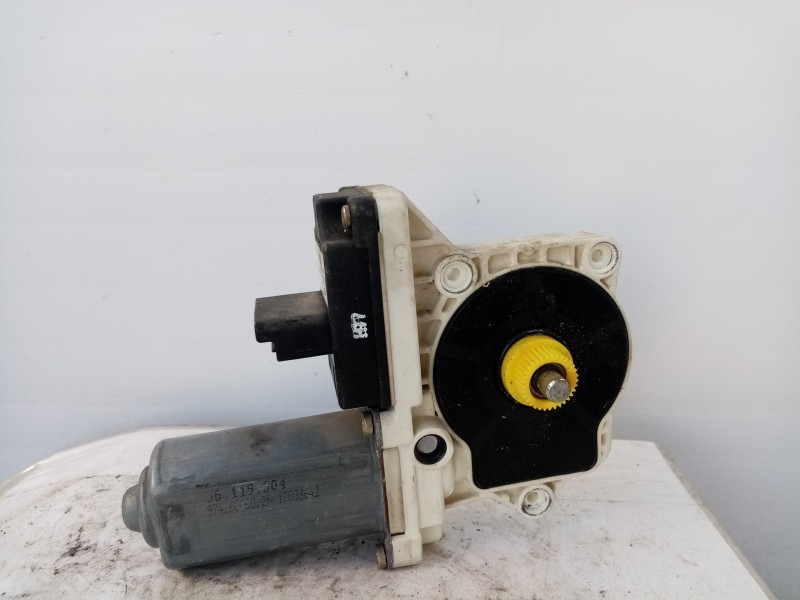Recambio de motor elevalunas delantero derecho para  referencia OEM IAM  P8AKFHA6 36119604