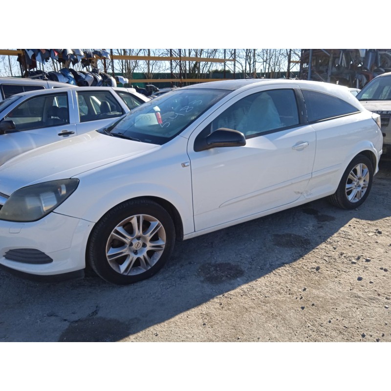 opel astra h gtc (a04) del año 2007
