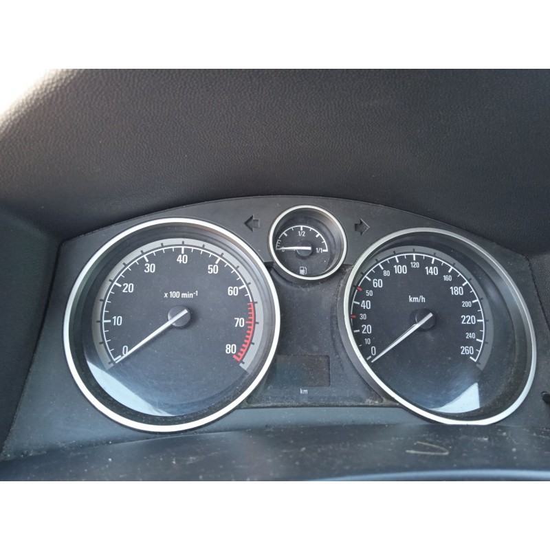 opel astra h gtc (a04) del año 2007