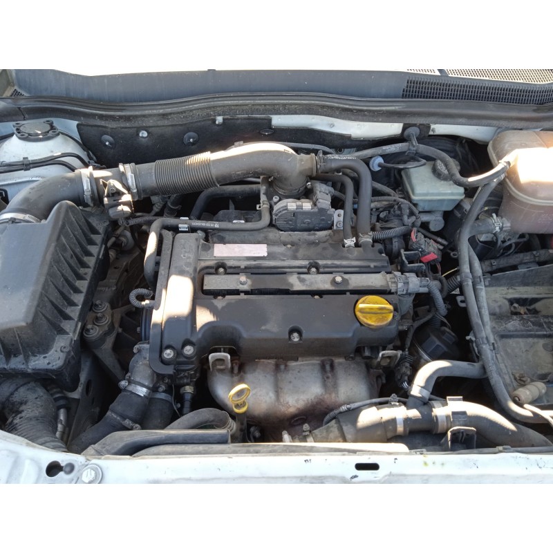 opel astra h gtc (a04) del año 2007