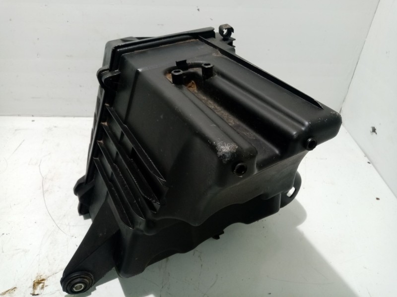 Recambio de caja filtro de aire para seat ibiza (6l1) referencia OEM IAM 6Q0129601AR  