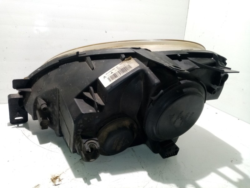 Recambio de faro derecho para citroën xsara (n1) 2.0 hdi 90 referencia OEM IAM 9637082480  
