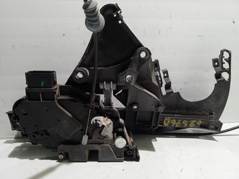 Recambio de cerradura puerta trasera izquierda para volvo v50 familiar referencia OEM IAM 240015003  