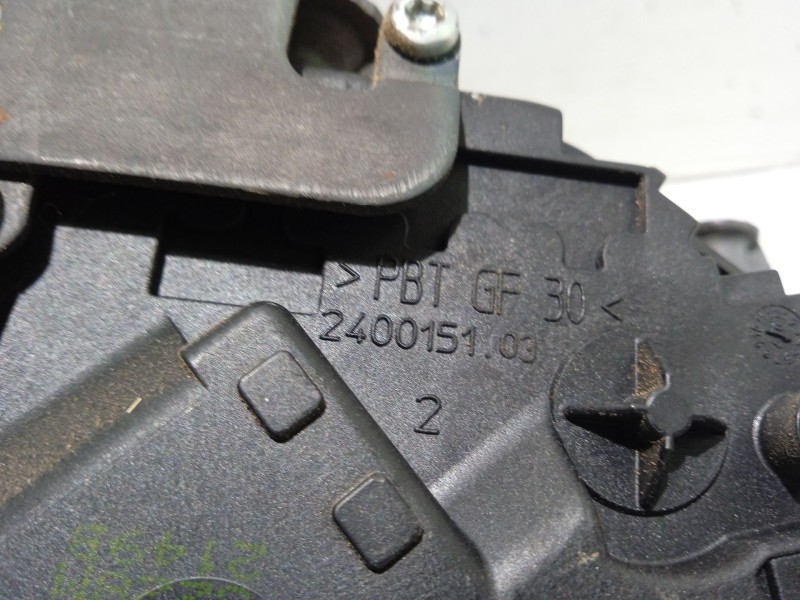 Recambio de cerradura puerta trasera izquierda para volvo v50 familiar referencia OEM IAM 240015003  