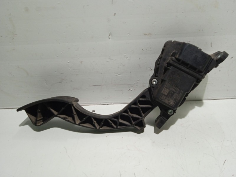 Recambio de potenciometro pedal para volvo v50 familiar referencia OEM IAM 4M519F836  