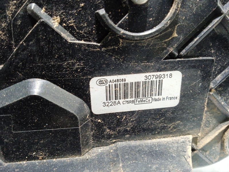 Recambio de cerradura puerta delantera derecha para volvo v50 familiar referencia OEM IAM 30799318  