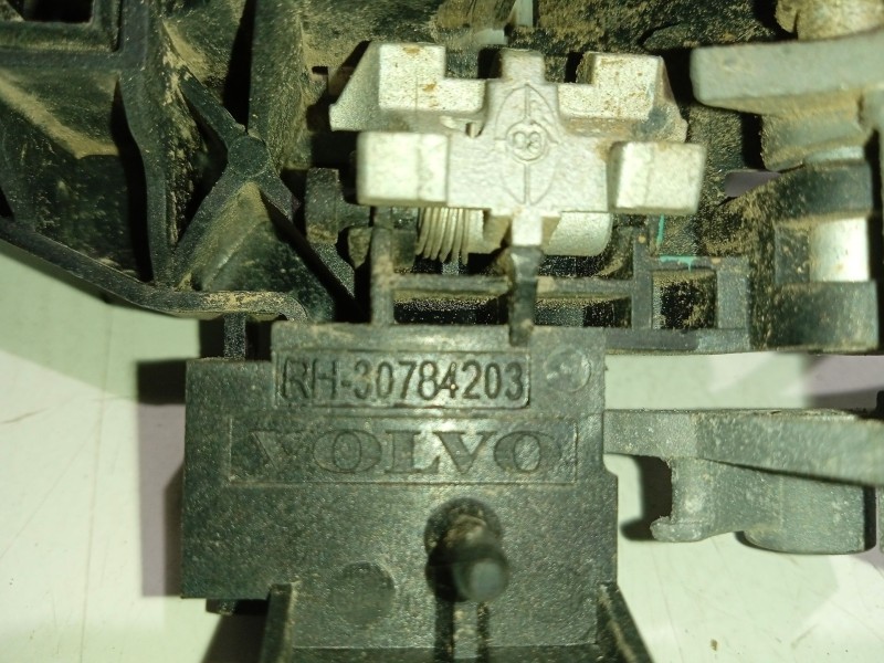 Recambio de maneta exterior trasera derecha para volvo v50 familiar referencia OEM IAM 30784203  