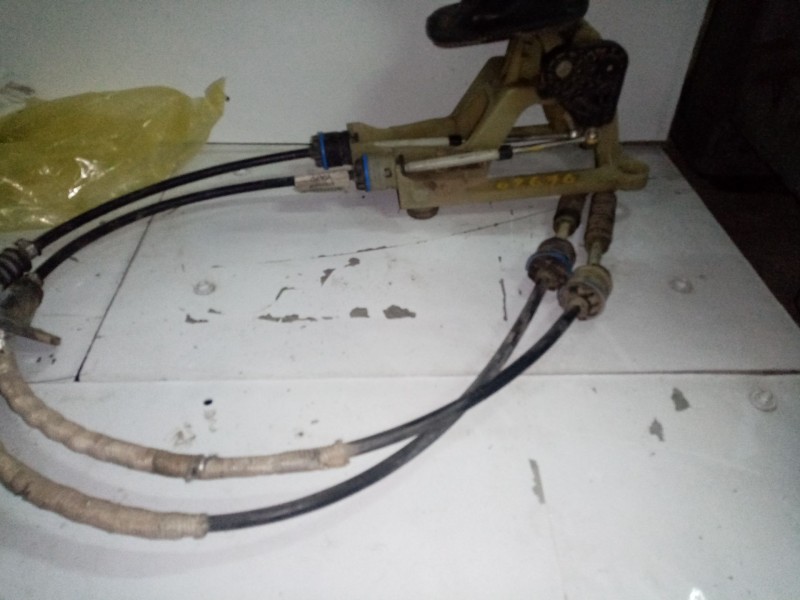 Recambio de palanca cambio para volvo v50 familiar referencia OEM IAM 30759100  