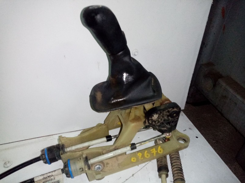 Recambio de palanca cambio para volvo v50 familiar referencia OEM IAM 30759100  