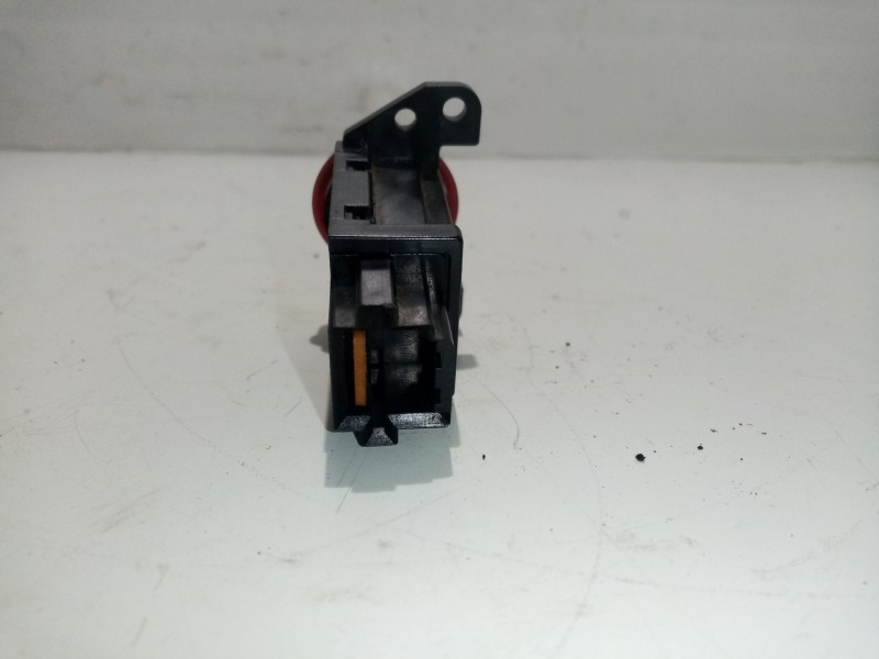 Recambio de warning para mitsubishi colt berlina 3 (cz) 1.3 cat referencia OEM IAM 7D20  