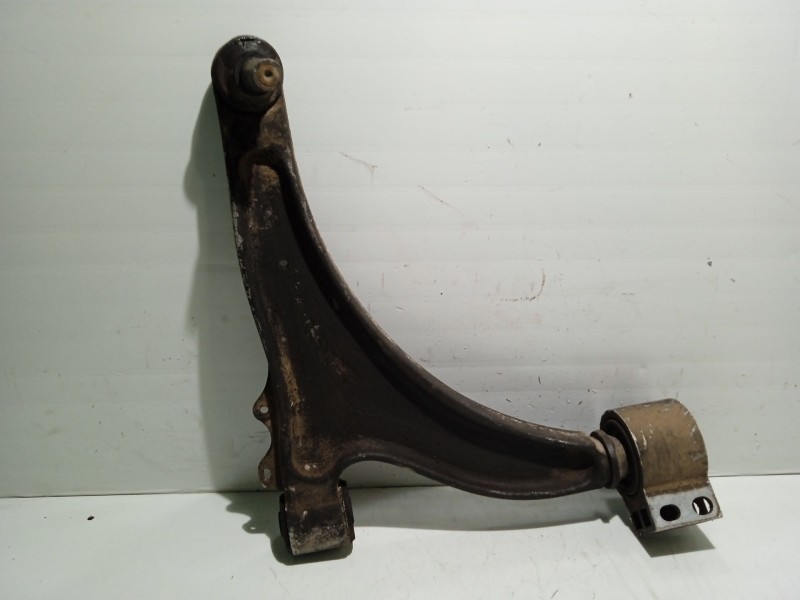 Recambio de brazo suspension inferior delantero derecho para opel insignia berlina cosmo referencia OEM IAM 352870  