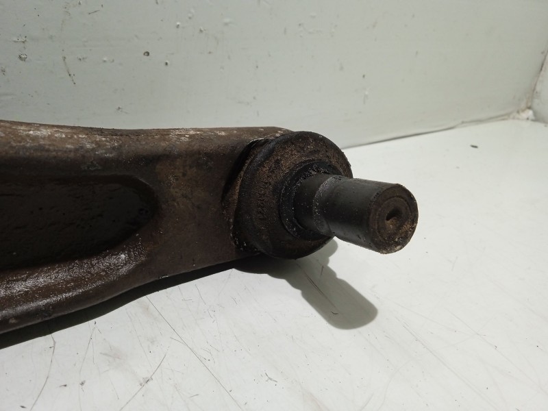 Recambio de brazo suspension inferior delantero izquierdo para opel insignia berlina cosmo referencia OEM IAM 352869  