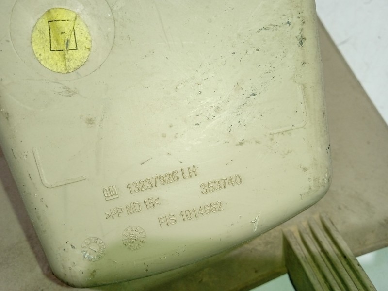 Recambio de guantera para opel insignia berlina cosmo referencia OEM IAM 13237926  