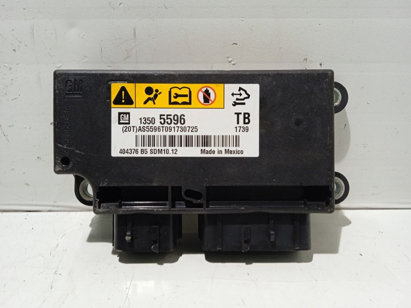 Recambio de centralita airbag para opel insignia berlina cosmo referencia OEM IAM 13505596  