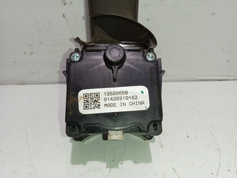 Recambio de mando intermitentes para opel insignia berlina cosmo referencia OEM IAM 13500658  