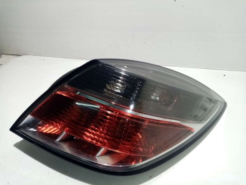 Recambio de piloto trasero derecho para opel astra h gtc (a04) 1.4 (l08) referencia OEM IAM 1222118 00874802 