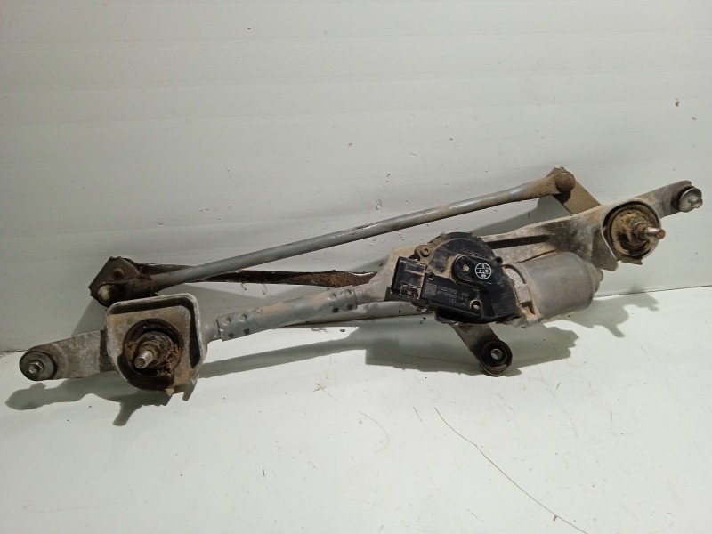 Recambio de motor limpia delantero para opel insignia berlina cosmo referencia OEM IAM 13227392  