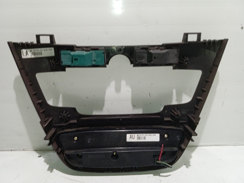 Recambio de mando climatizador para opel insignia berlina cosmo referencia OEM IAM 13277870  