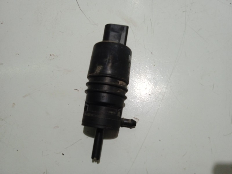 Recambio de bomba limpia para opel insignia berlina cosmo referencia OEM IAM 13250356  