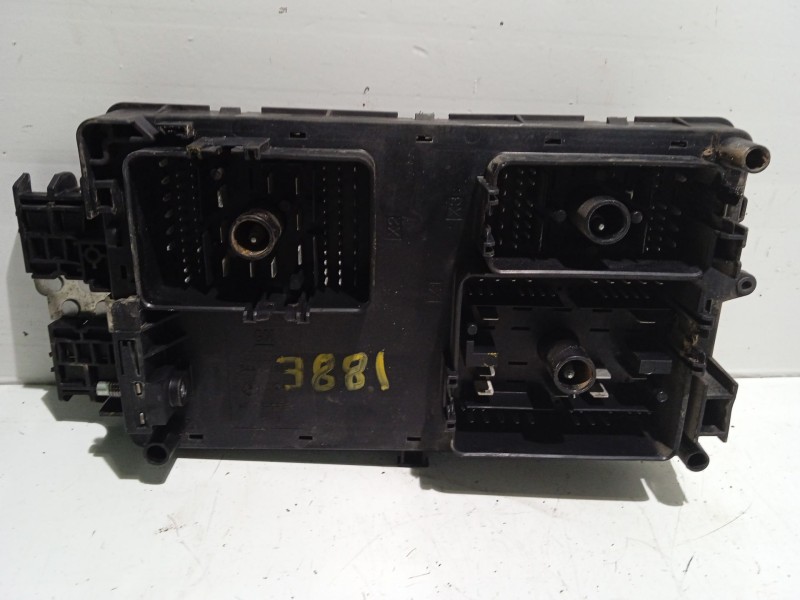 Recambio de modulo electronico para opel insignia berlina cosmo referencia OEM IAM 13255300  