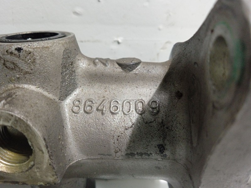 Recambio de bomba freno para volvo s60 i (384) d5 referencia OEM IAM 8646009  