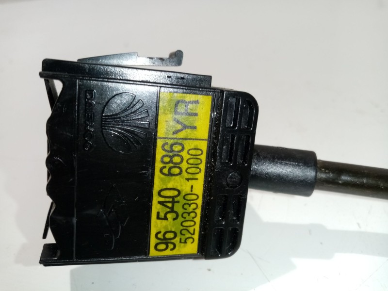 Recambio de mando limpia para chevrolet kalos 1.4 cat referencia OEM IAM 96540686YR  