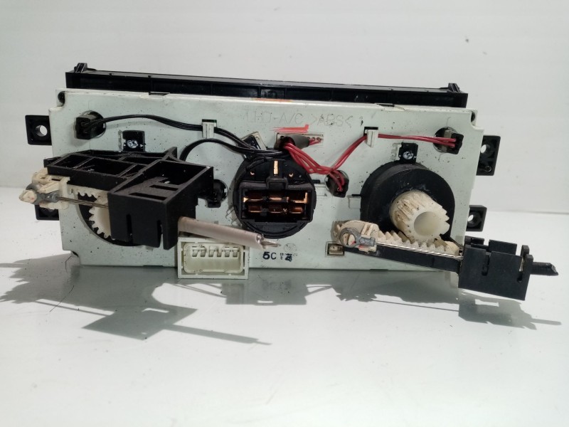 Recambio de mando climatizador para chevrolet kalos 1.4 cat referencia OEM IAM 5F28  